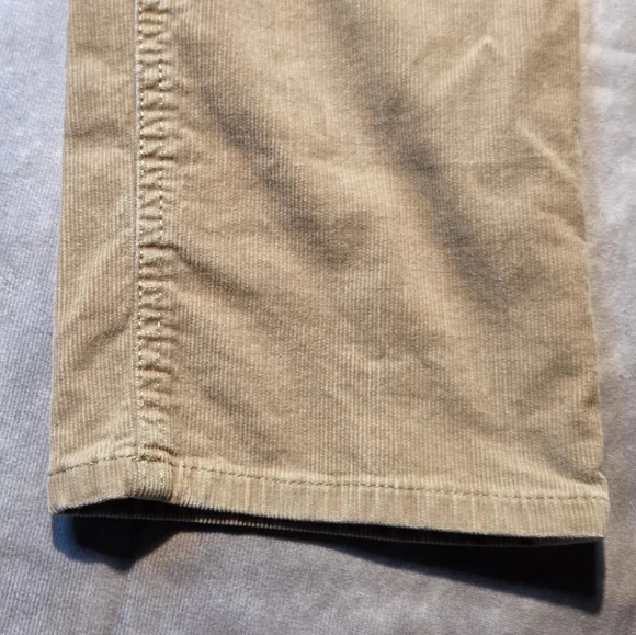 Talbots Corduroy Pants 8P Tan Straight Leg Flawless 5 Pocket Classic Preppy - Picture 2 of 10